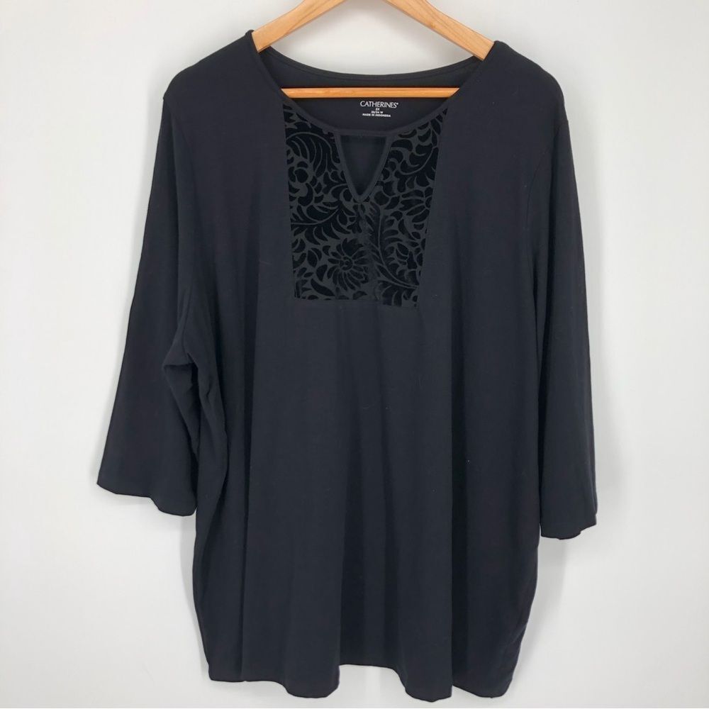 Catherines Shirt Womens 2X Black‎ Velvet Floral Detail Cutout Neck Stretch